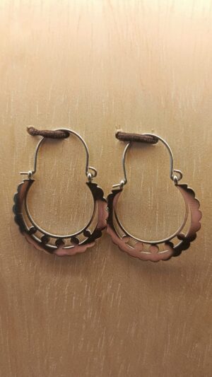 pendientes-calados-semicirculares-acero-inoxidable-katxu Pendientes calados semicirculares de acero inoxidable plateado